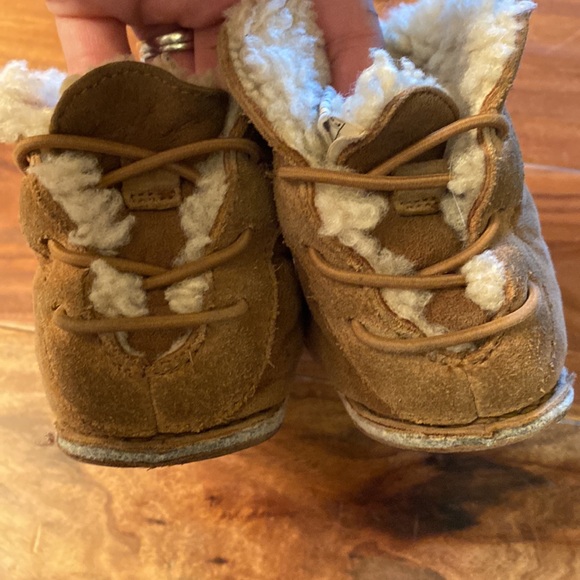 Sheepskin Ugg booties - Picture 4 of 5
